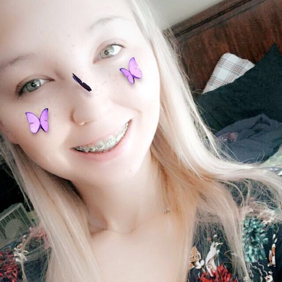 Meet your Posher, Hope - Picture 1 of 1